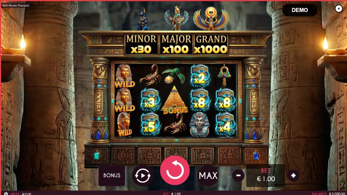 Mystic Pharaoh slot machine interface na may mga Egyptian symbols